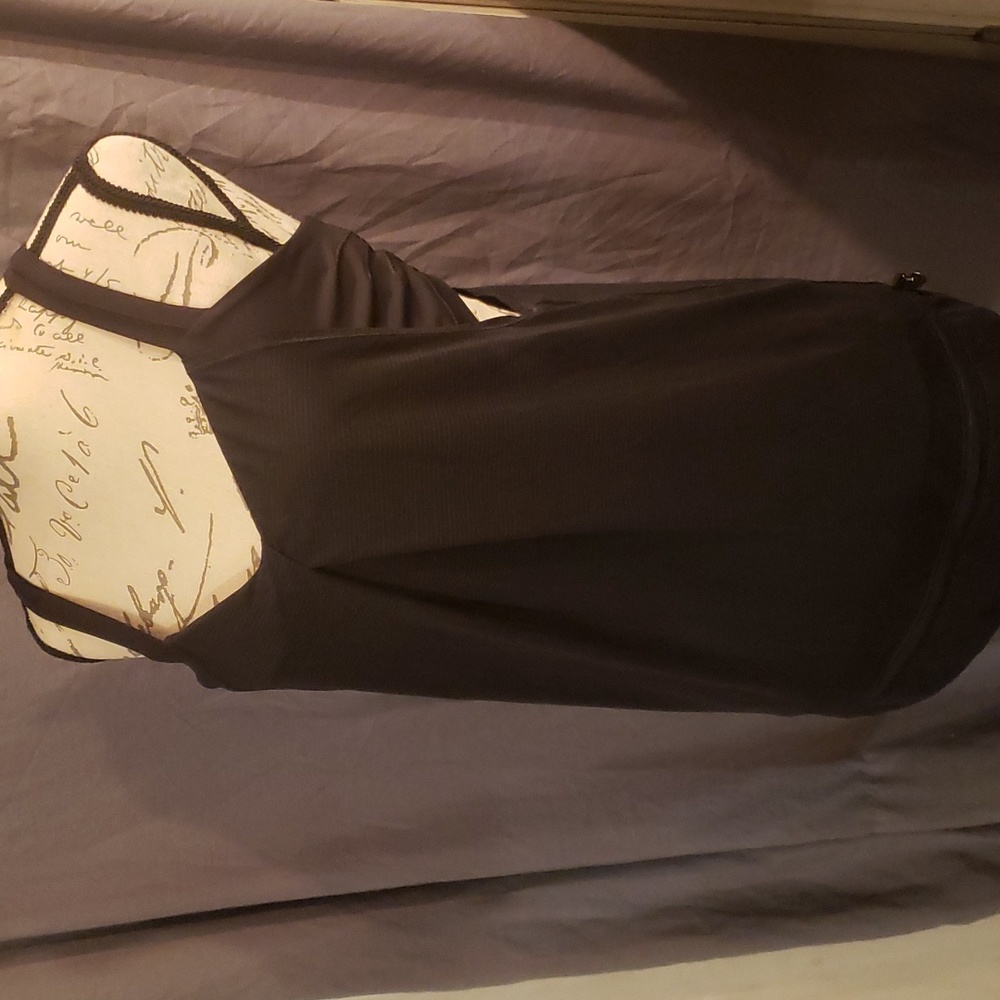 Lululemon tanktop black gold stripped